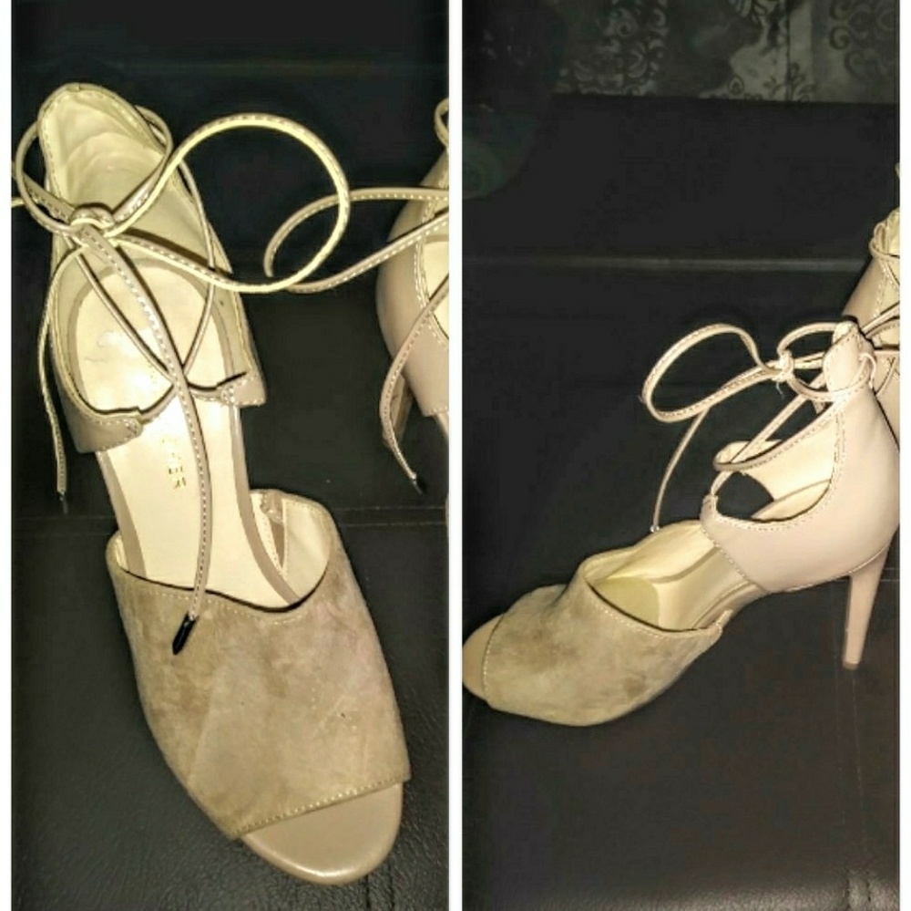 NWOT/Heels💞